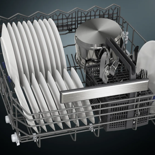 Siemens IIQ700 Home Connect Freestanding  Dishwasher, 8 Programmes - 13 Place Setting